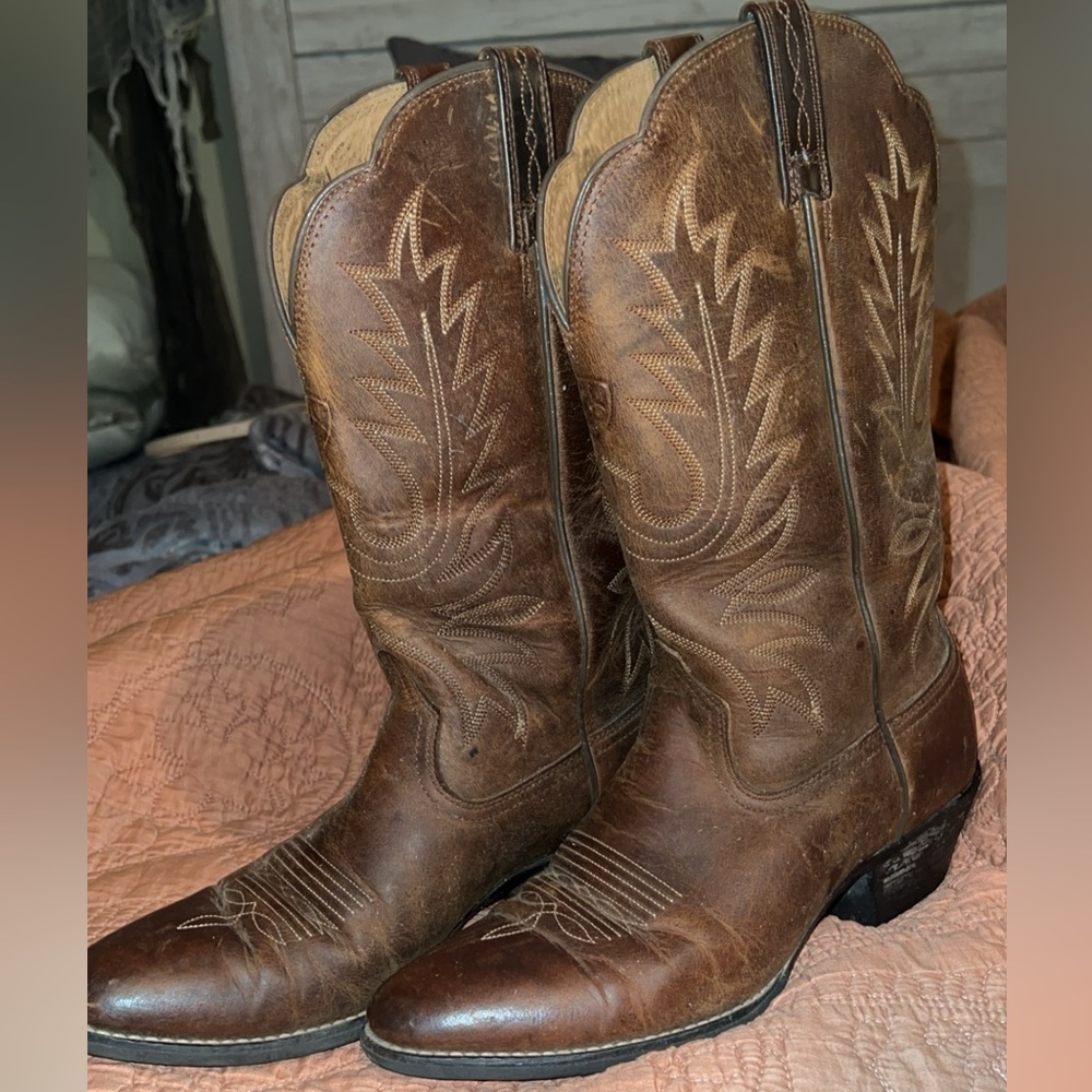 Women’s Ariat Western boots